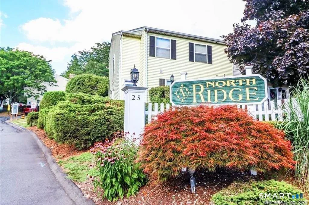 25 Padanaram Road #13, Danbury, CT