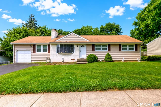 195 Emerald Place