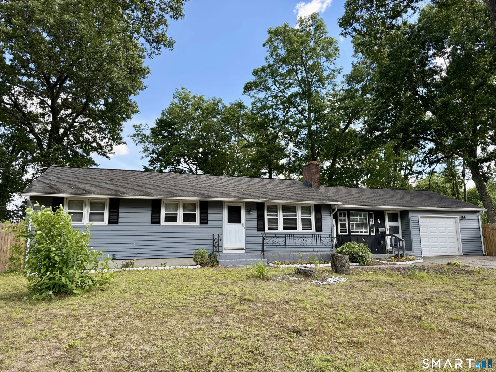 4 Betty Road, Enfield, CT
