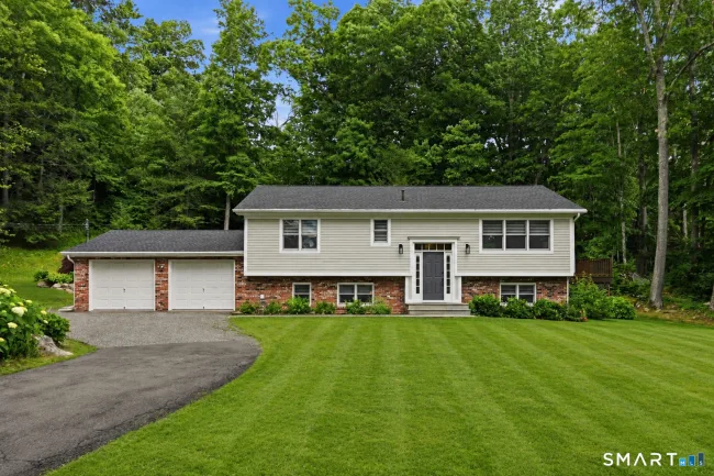 3 Bayberry Drive