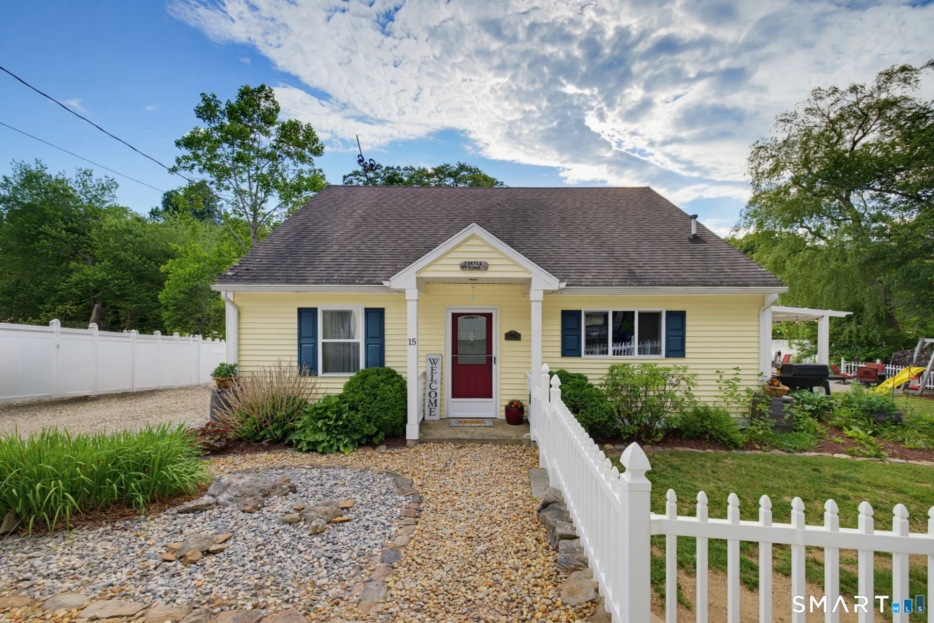 15 East Shore Drive, East Haddam, CT