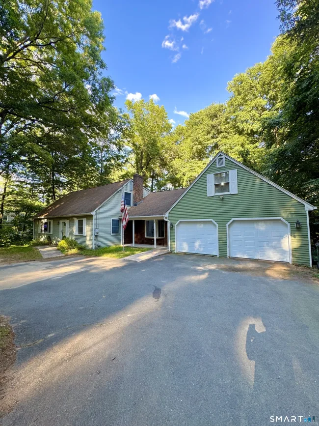 24 Old Simsbury Road