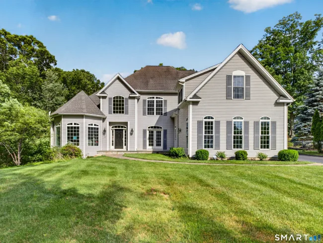 4 Scotch Pine Drive