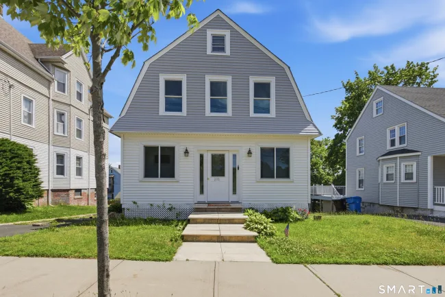 208 Hart Street