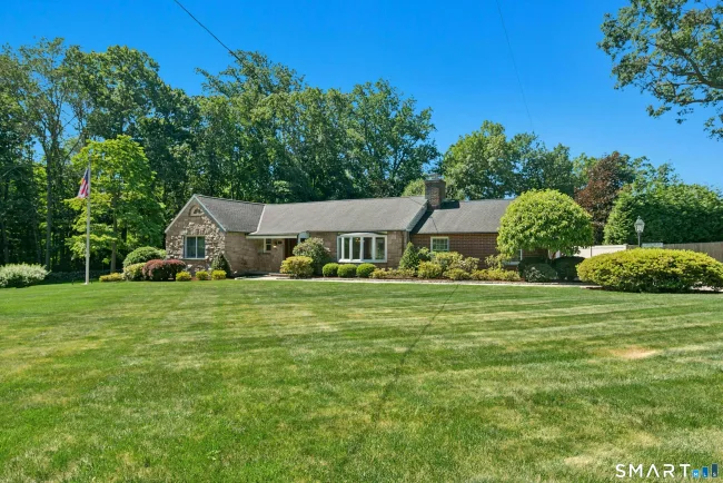 211 Old Norwalk Road, New Canaan, CT