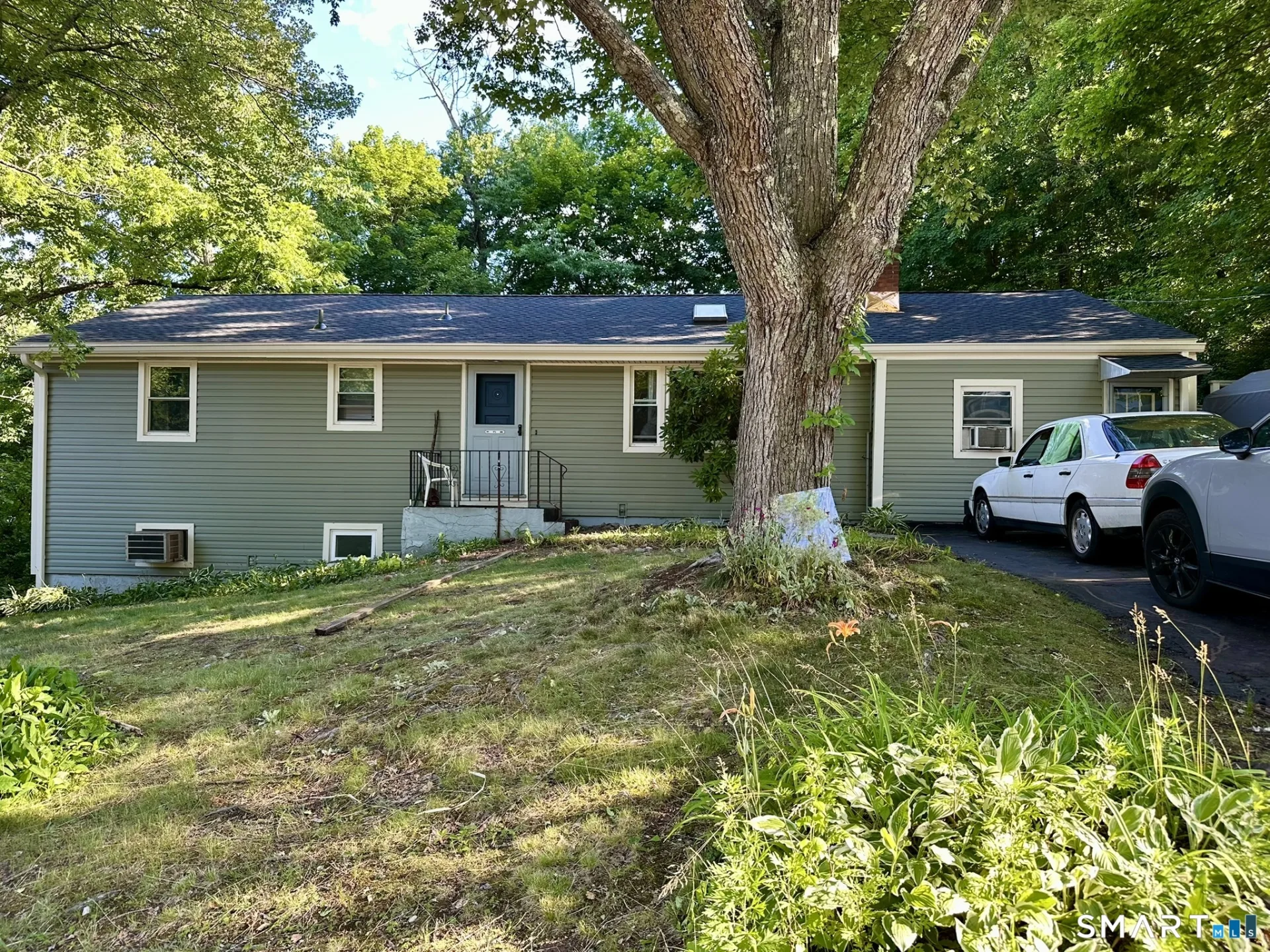 670 Benham Street, Hamden, CT