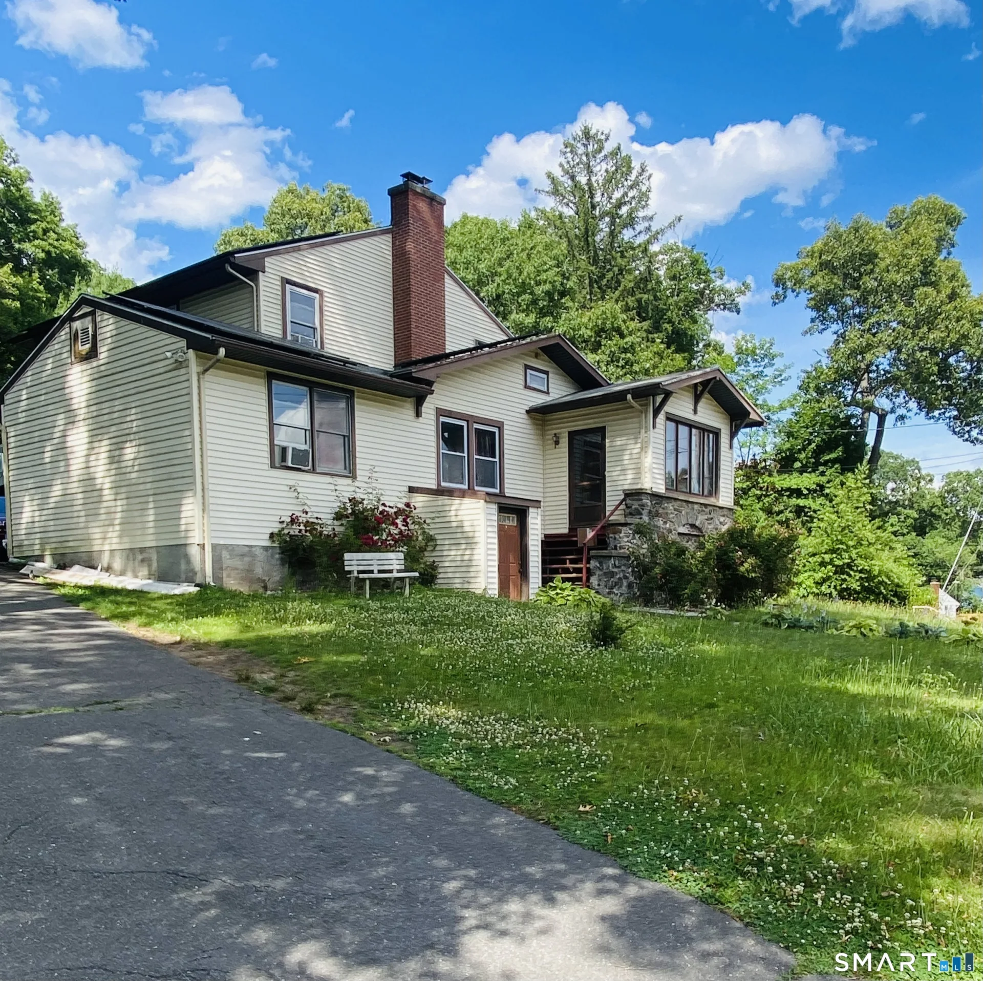 152 Delaware Avenue, Waterbury, CT