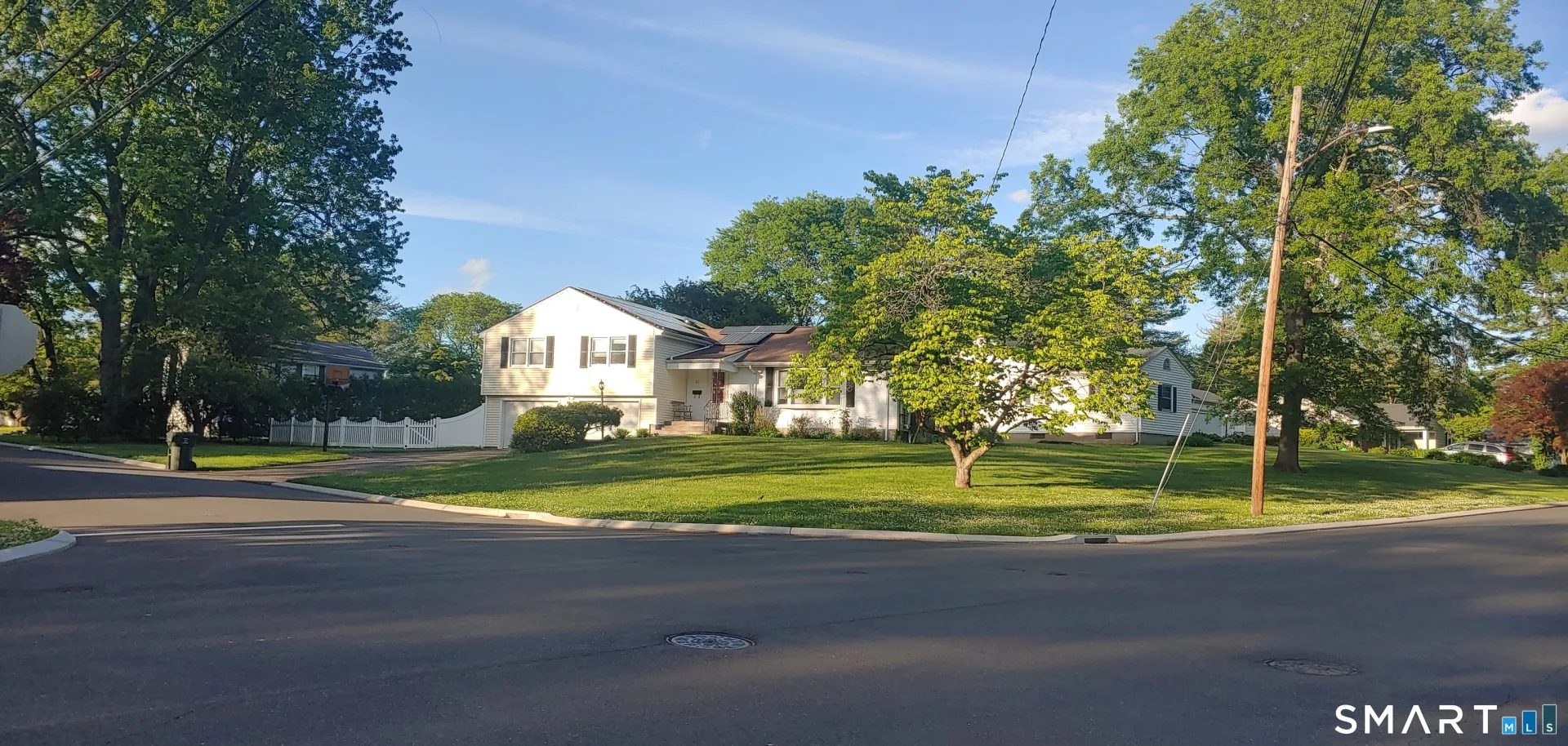 22 Vardon Road, West Hartford, CT