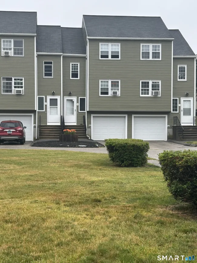 18 Ballou Street #10, Putnam, CT
