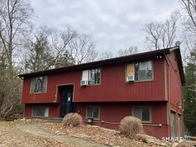 24 Cedar Hill Road