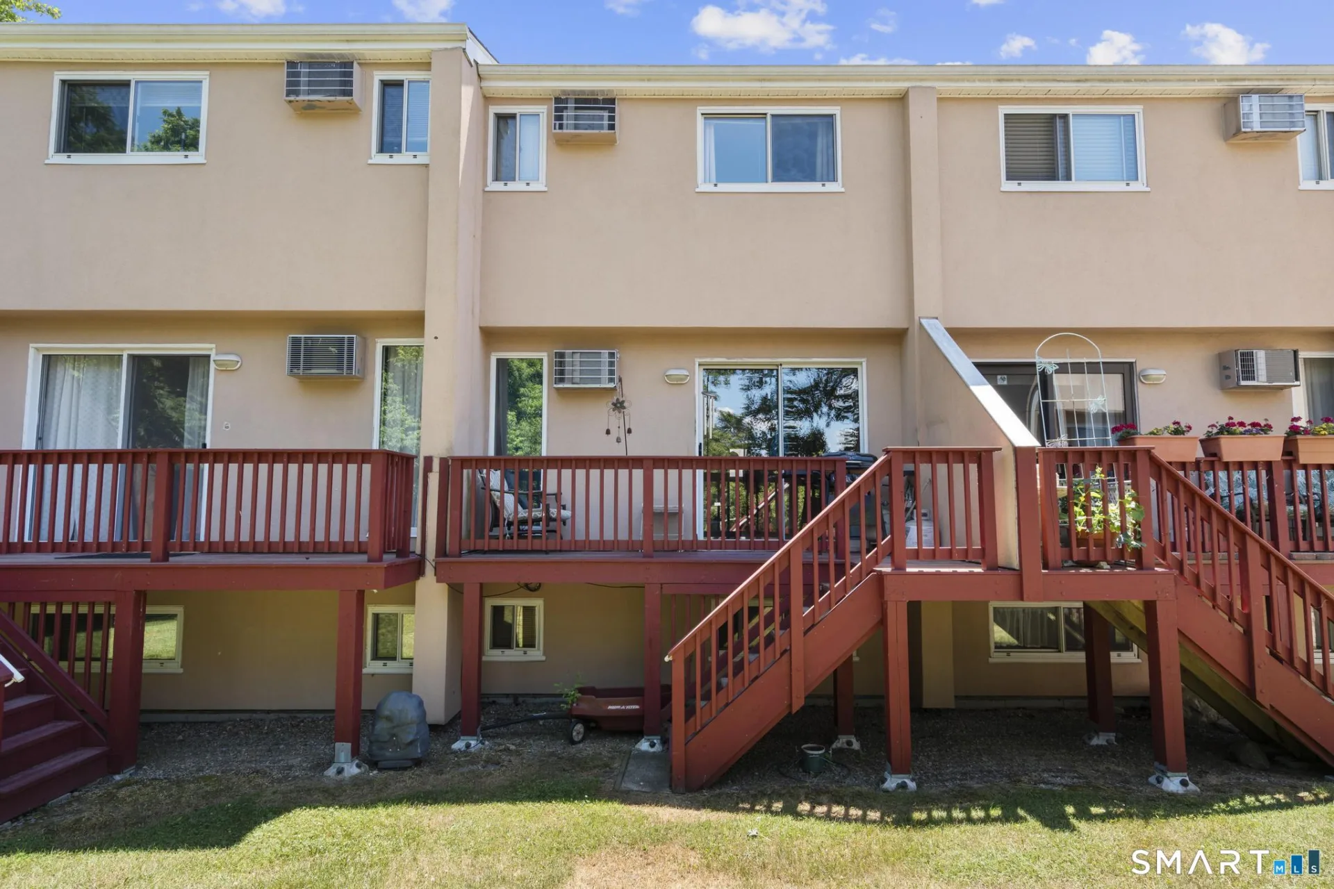 560 Shennecossett Road #B54, Groton, CT