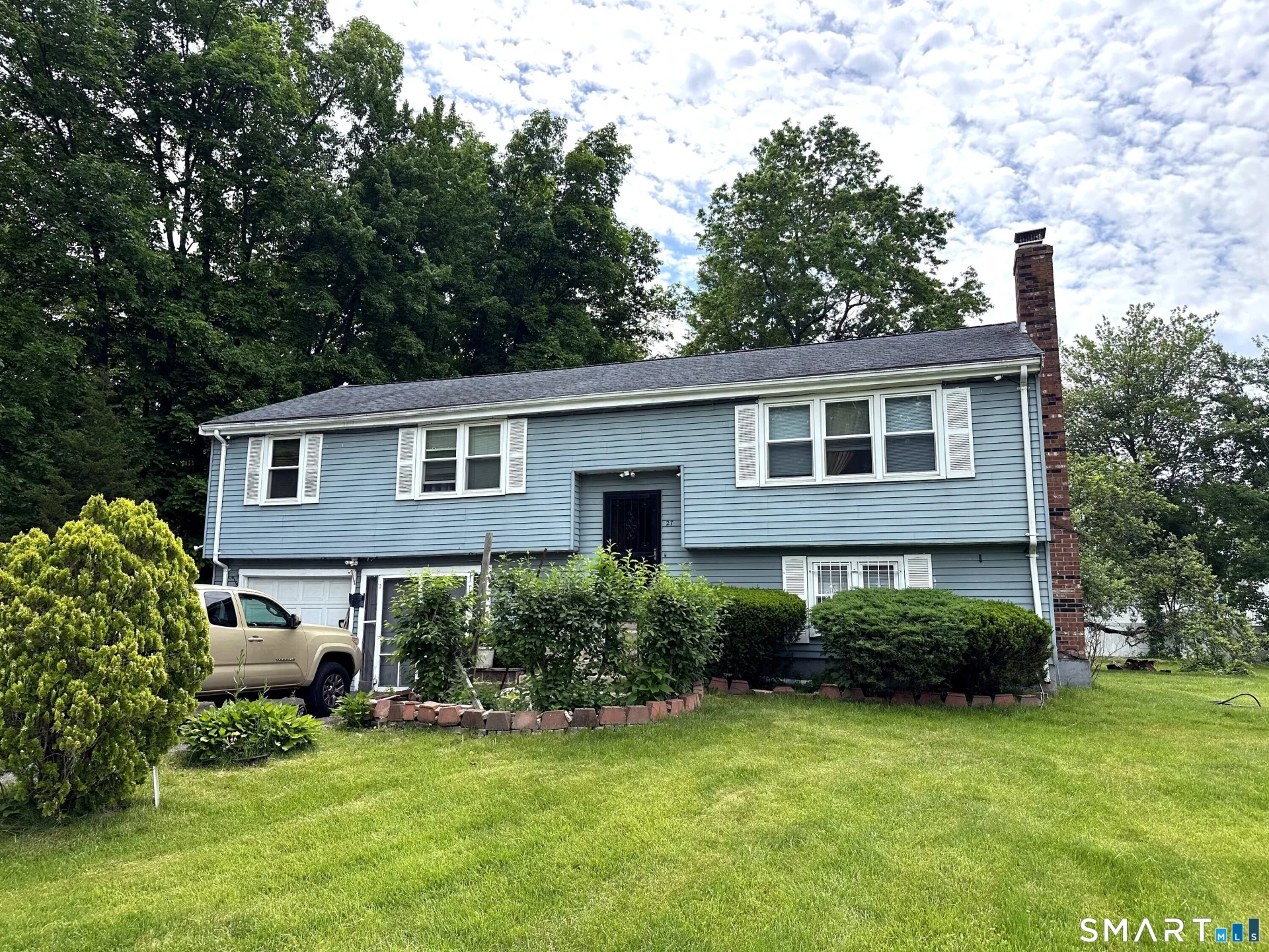 27 Eagleton Drive, Windsor, CT