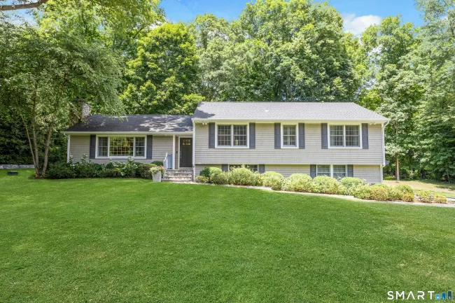 51 Horton Lane, New Canaan, CT