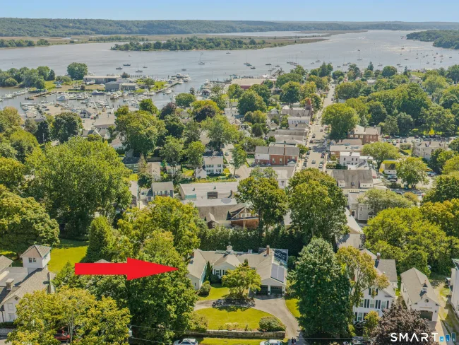 27 Prospect Street, Essex, CT
