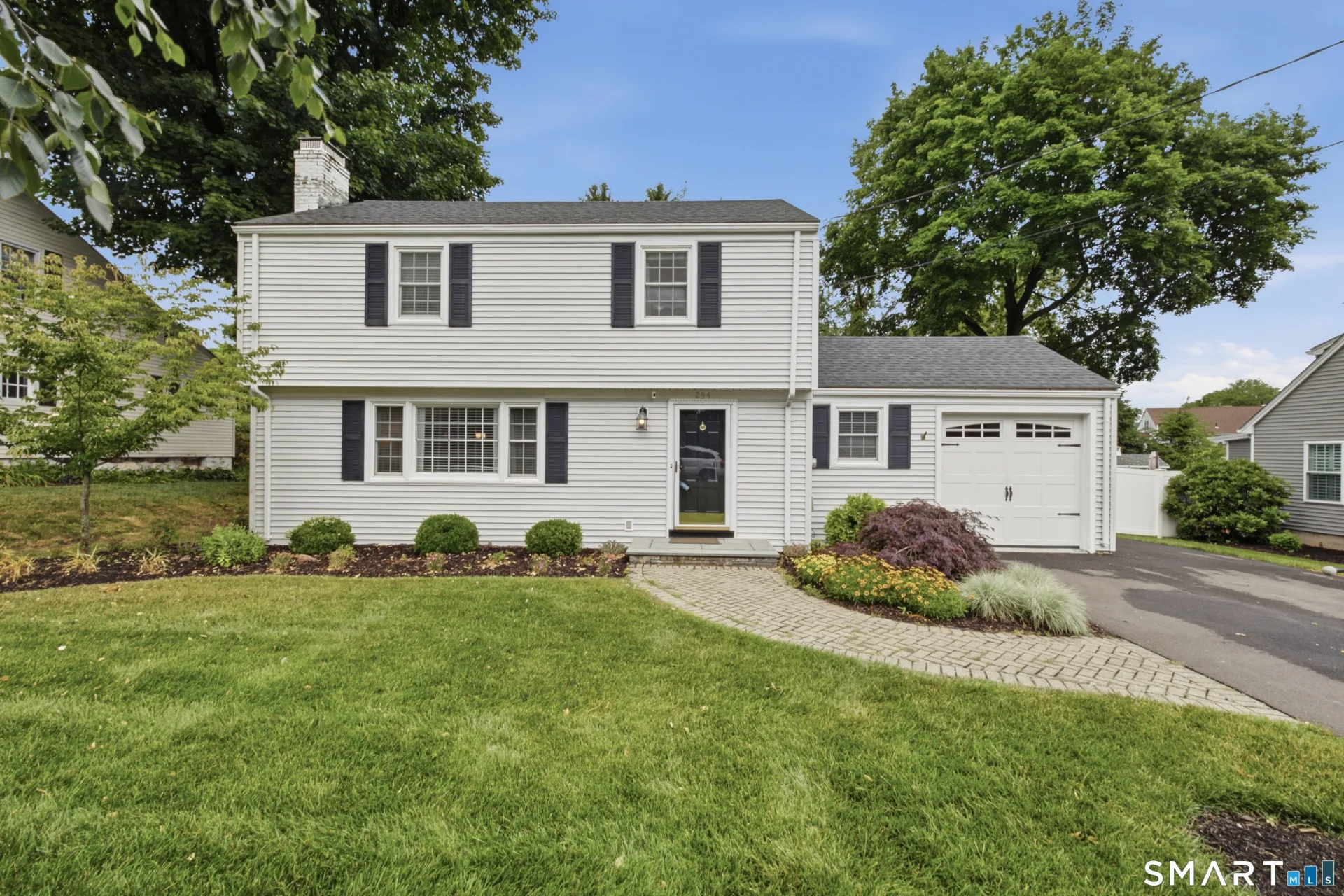 254 Tunxis Road, West Hartford, CT