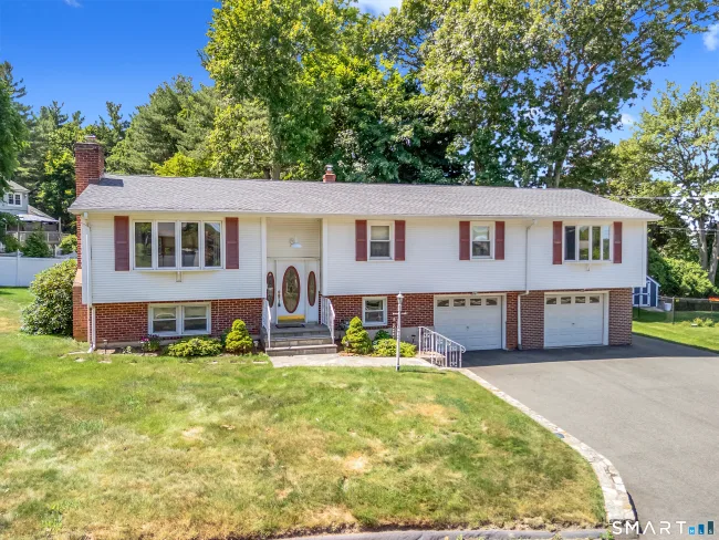 95 Cass Avenue