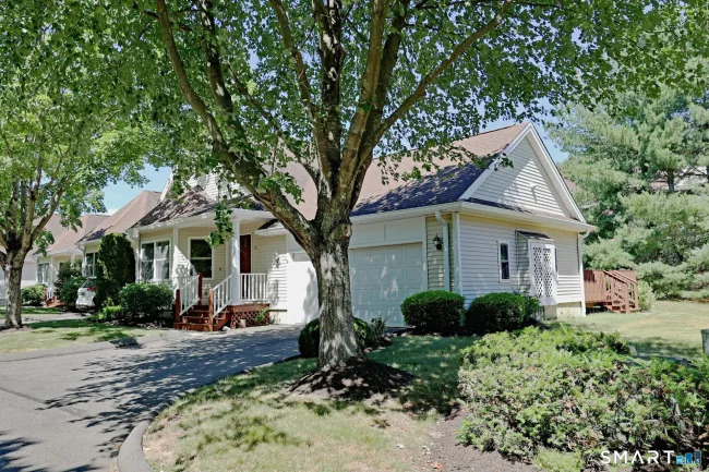 191 Summerfield Gardens #191