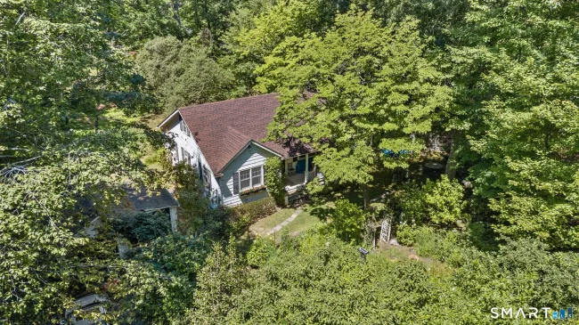 158 Spring Water Lane, New Canaan, CT