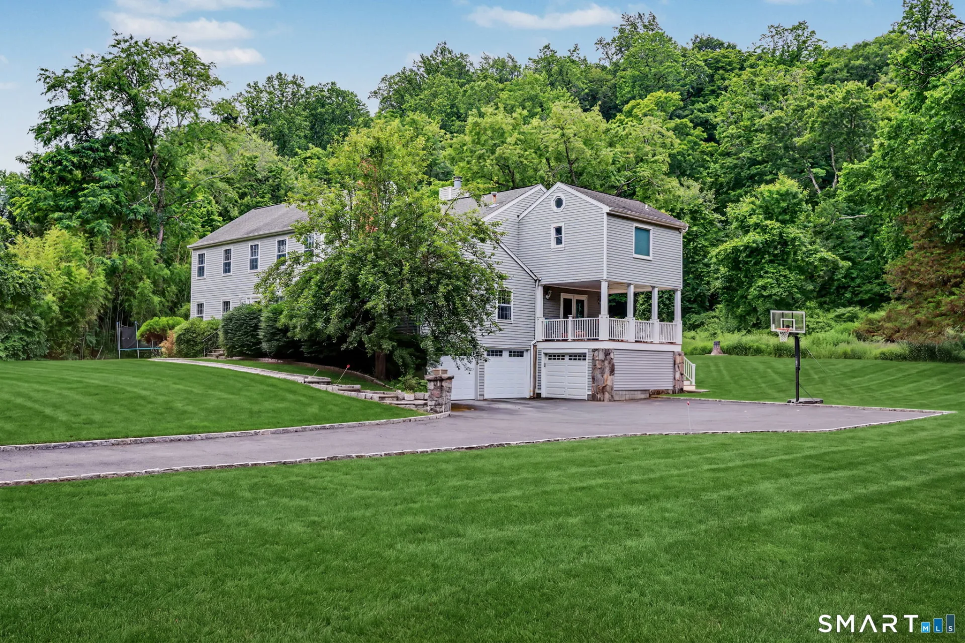 567 Danbury Road, Wilton, CT