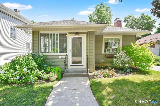 1391 Boulevard, West Hartford, CT