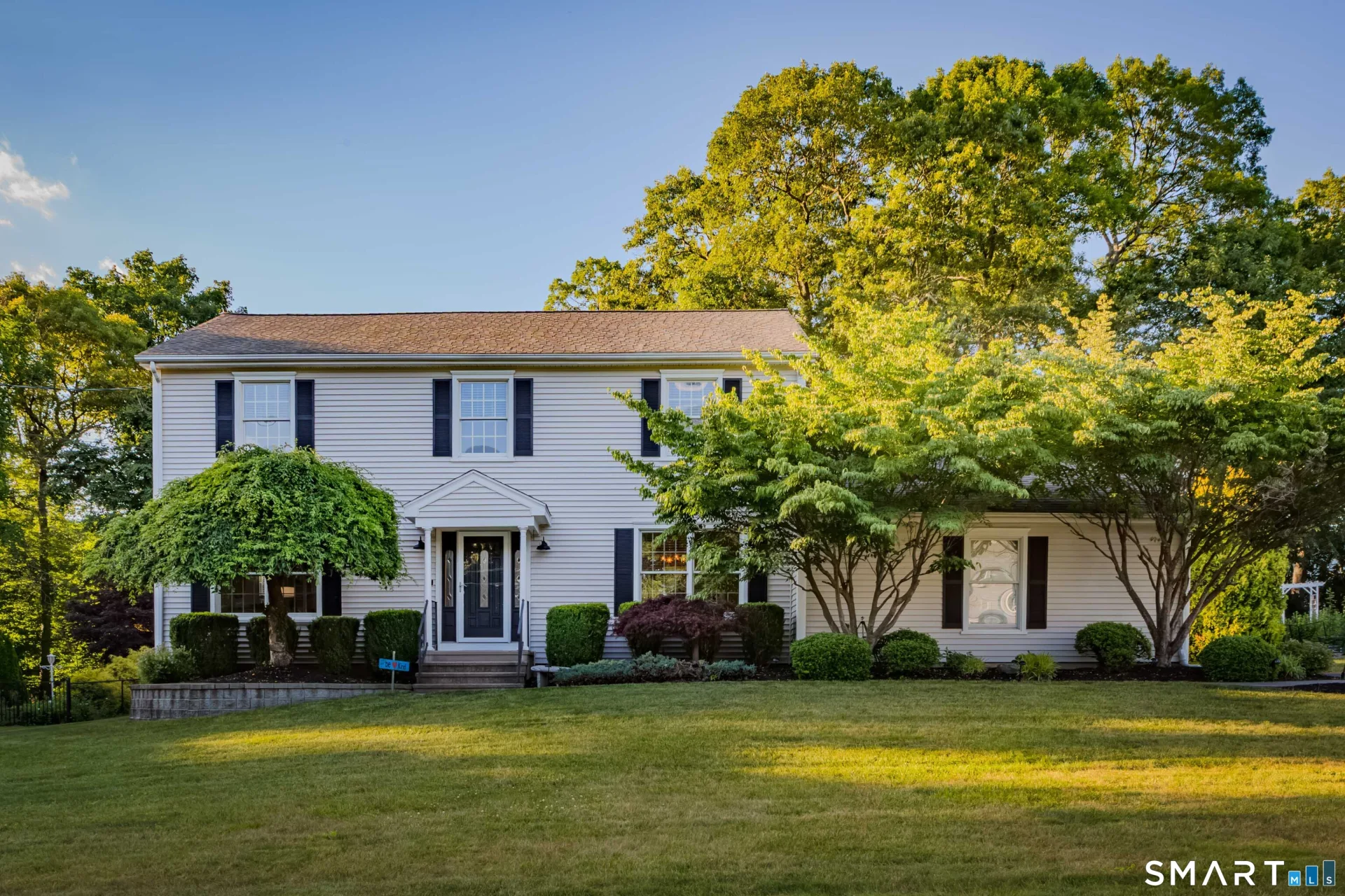 30 Crested Ridge Court, Stratford, CT