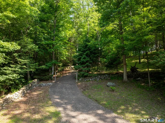 81 Mountain Road, Prospect, CT