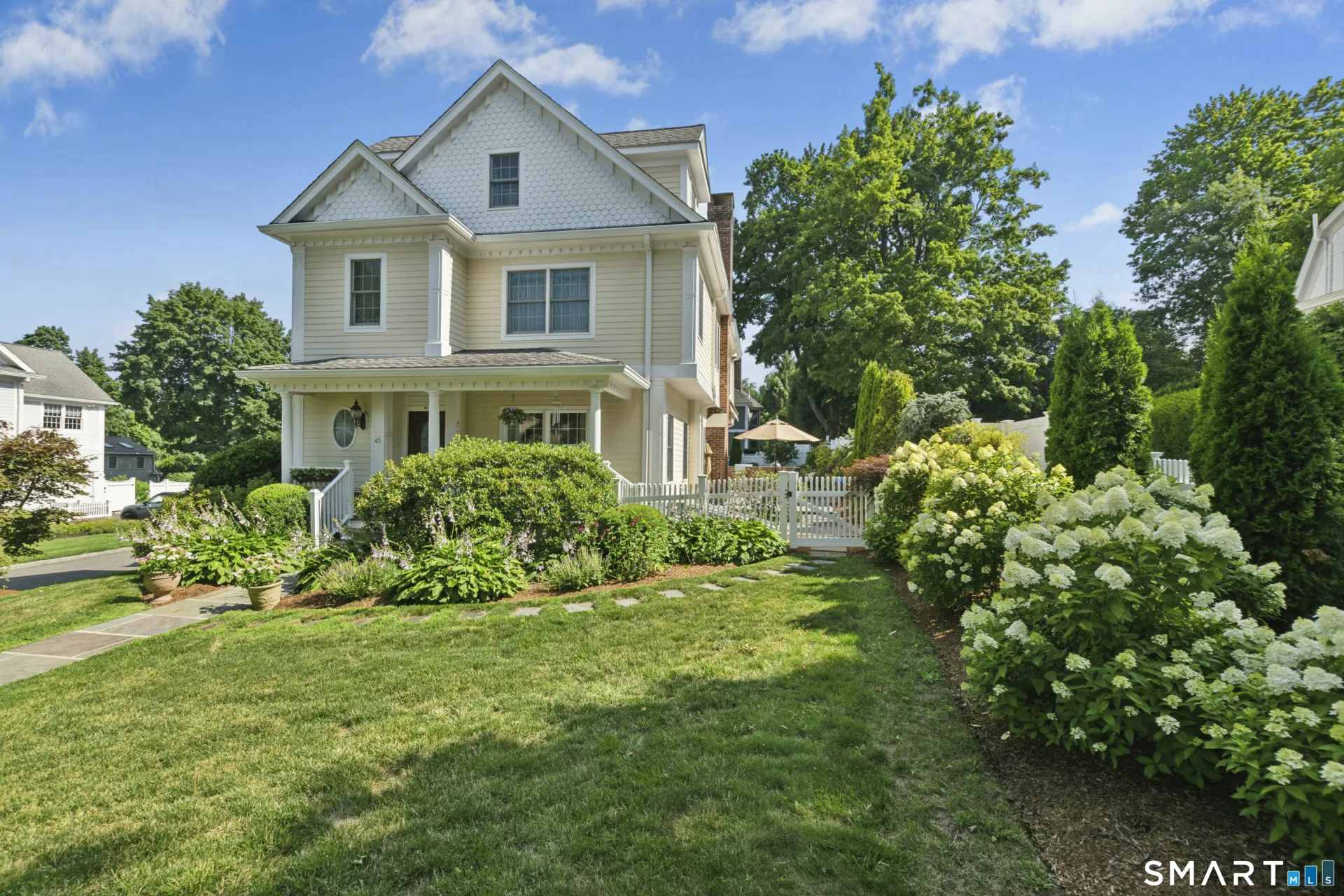 43 Catoonah Street, Ridgefield, CT