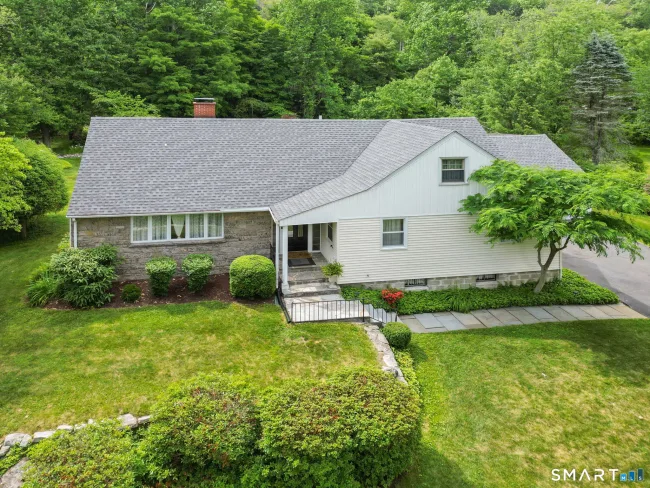 1432 Riverbank Road