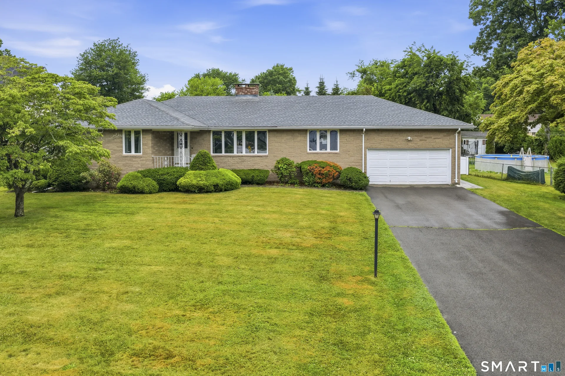 883 Sawmill Road, West Haven, CT