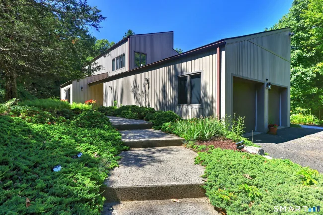 151 Cheshire Road, Bethany, CT