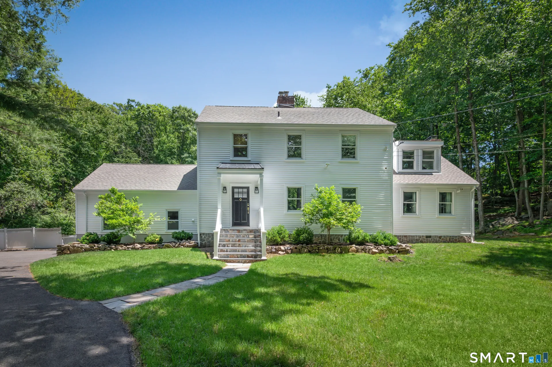 564 Barrack Hill Road, Ridgefield, CT