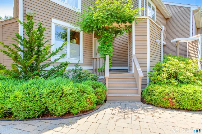 80 Seaview Terrace #32