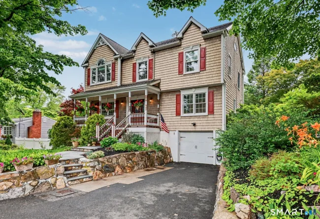 82 Ramapoo Road