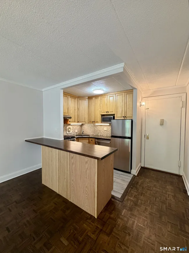 27 Northill Street #3M, Stamford, CT