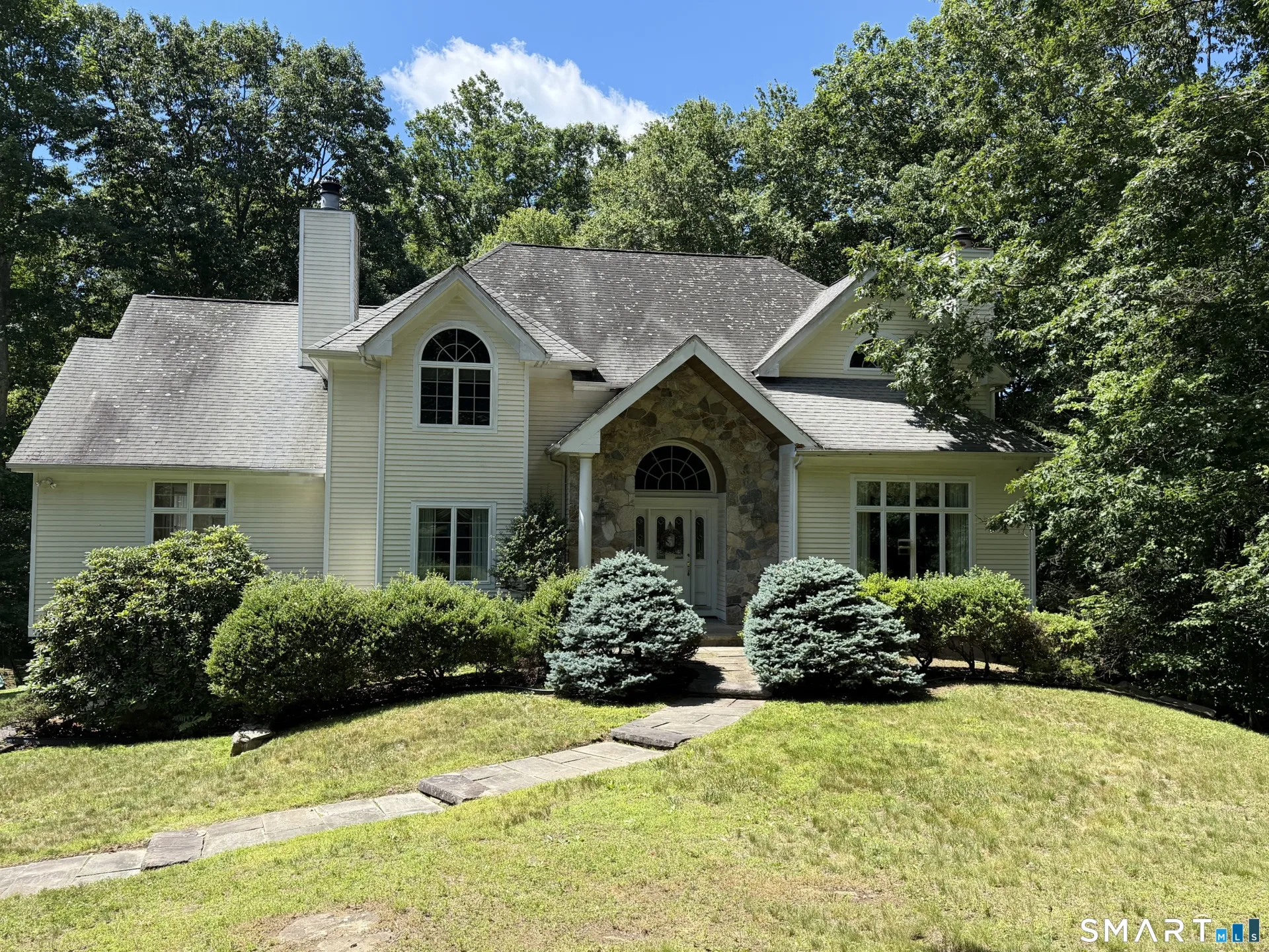 918 Rock Rimmon Road, Stamford, CT