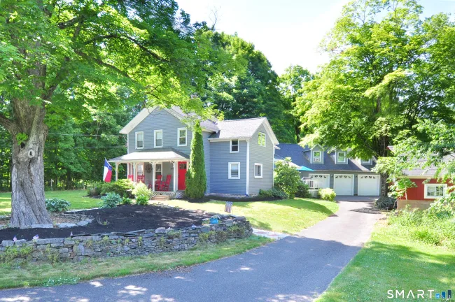 25 Notch Road