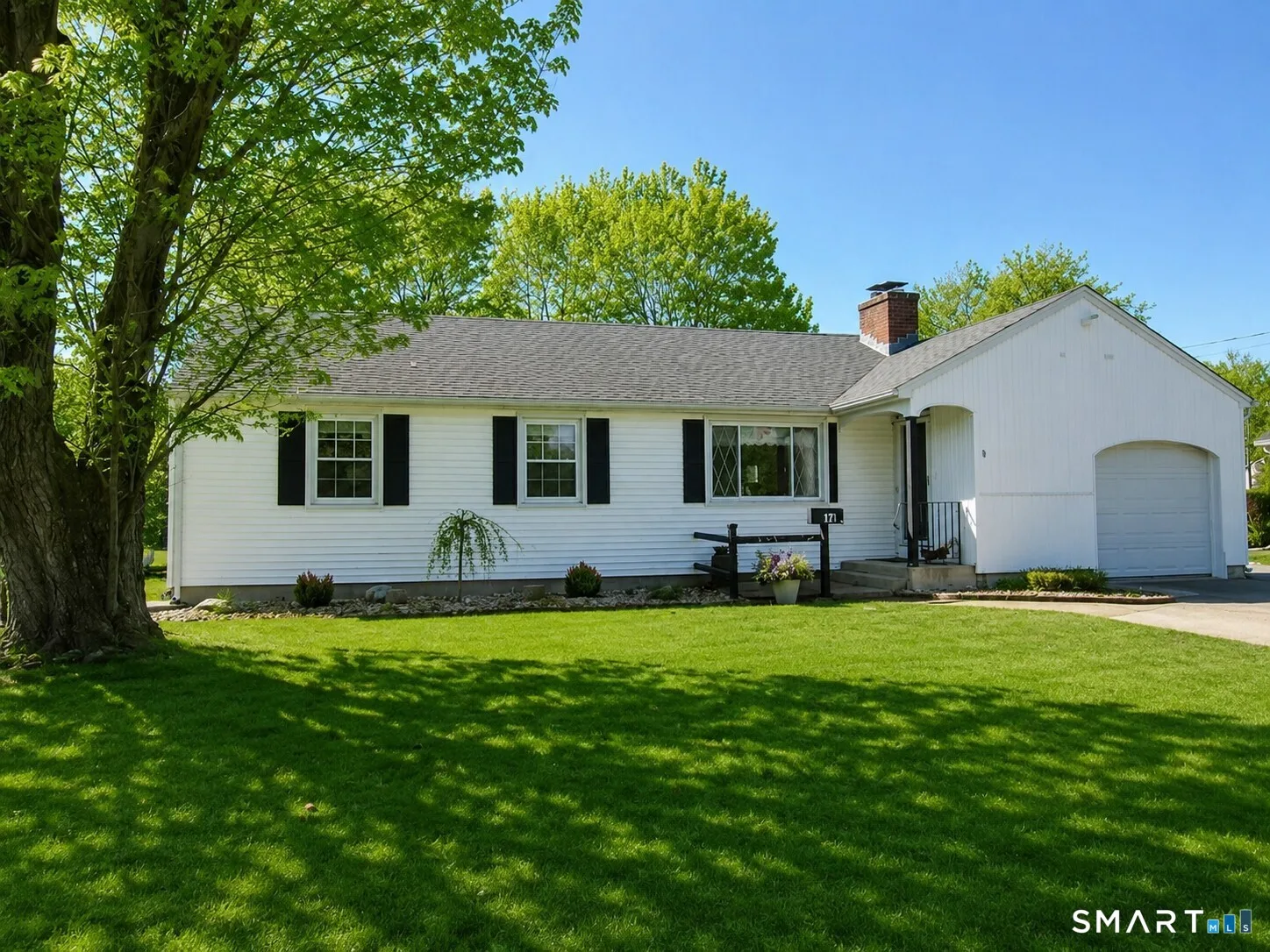 11 Brookfield Drive, East Hartford, CT