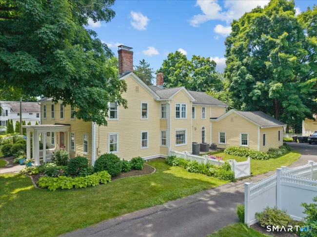 1236 Enfield Street, Enfield, CT