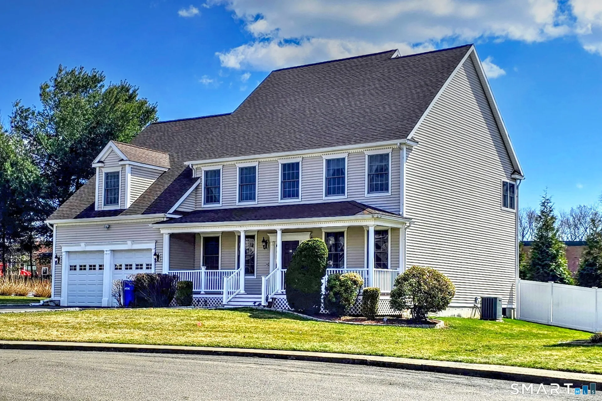 44 Randolph Farm Road, Milford, CT