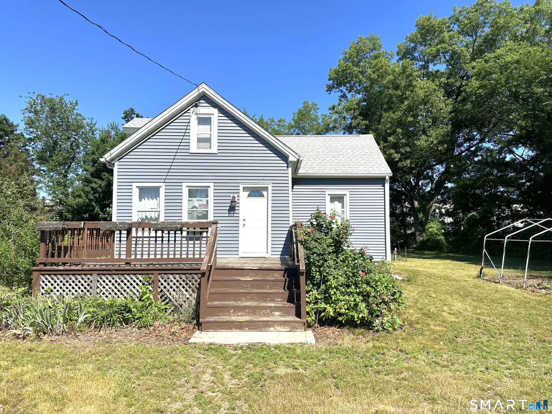 61 Clark Avenue, North Haven, CT