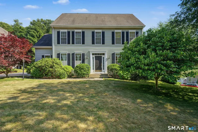 25 Fenwick Drive