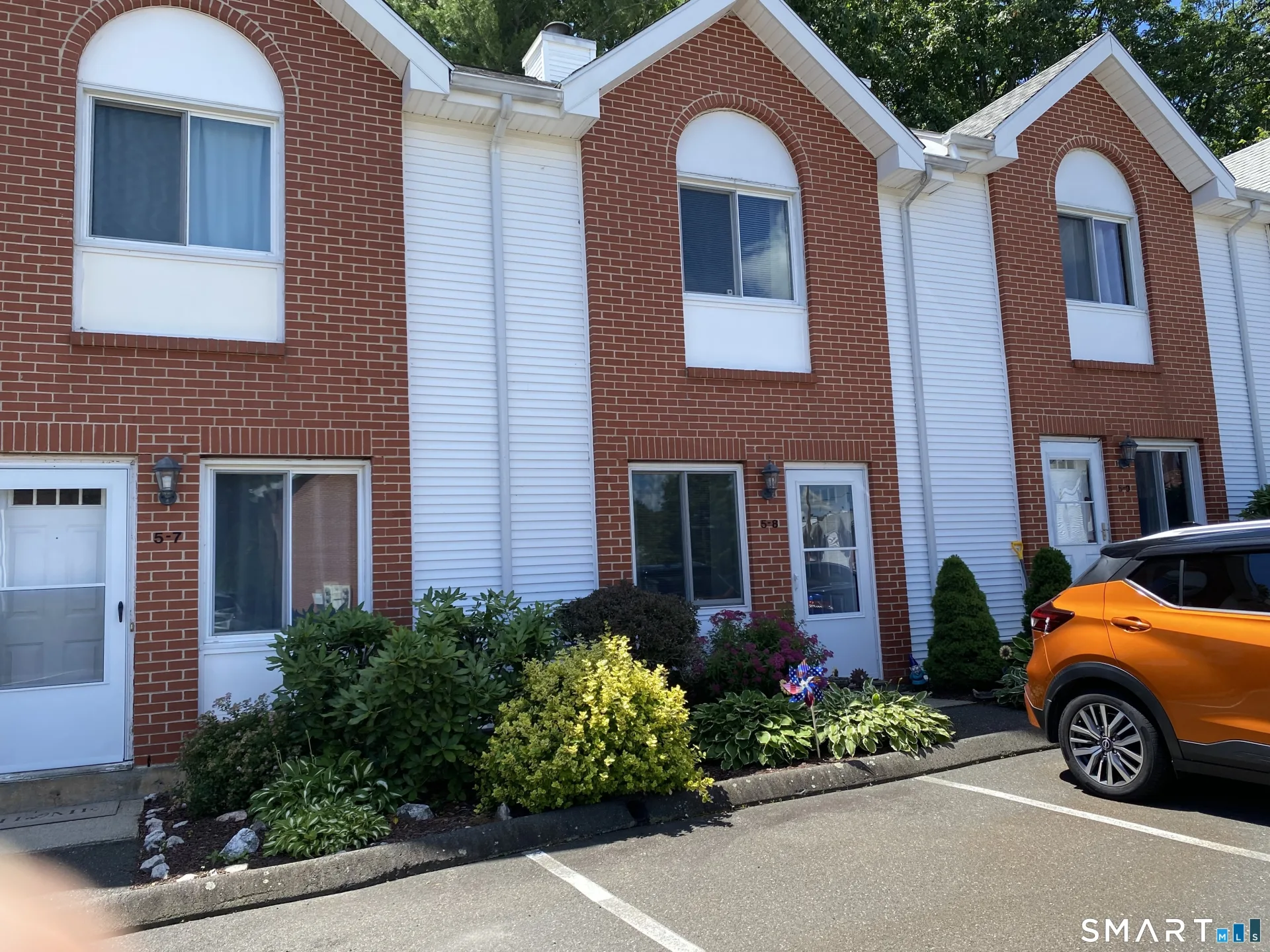 585 Park Road #5-8, Waterbury, CT
