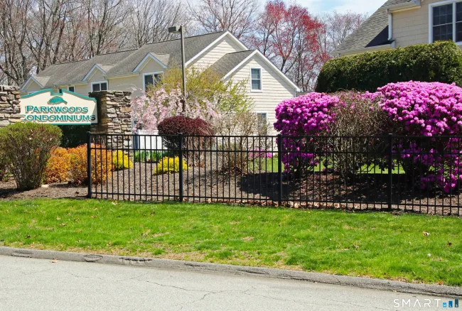 4 Parkwoods Drive #4, Norwich, CT