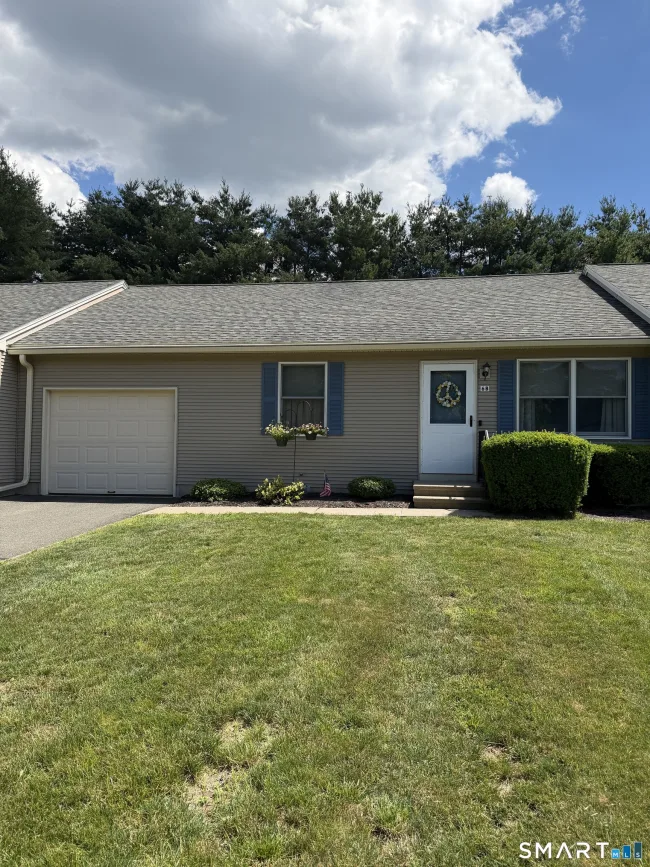 102 North Maple Street #6B