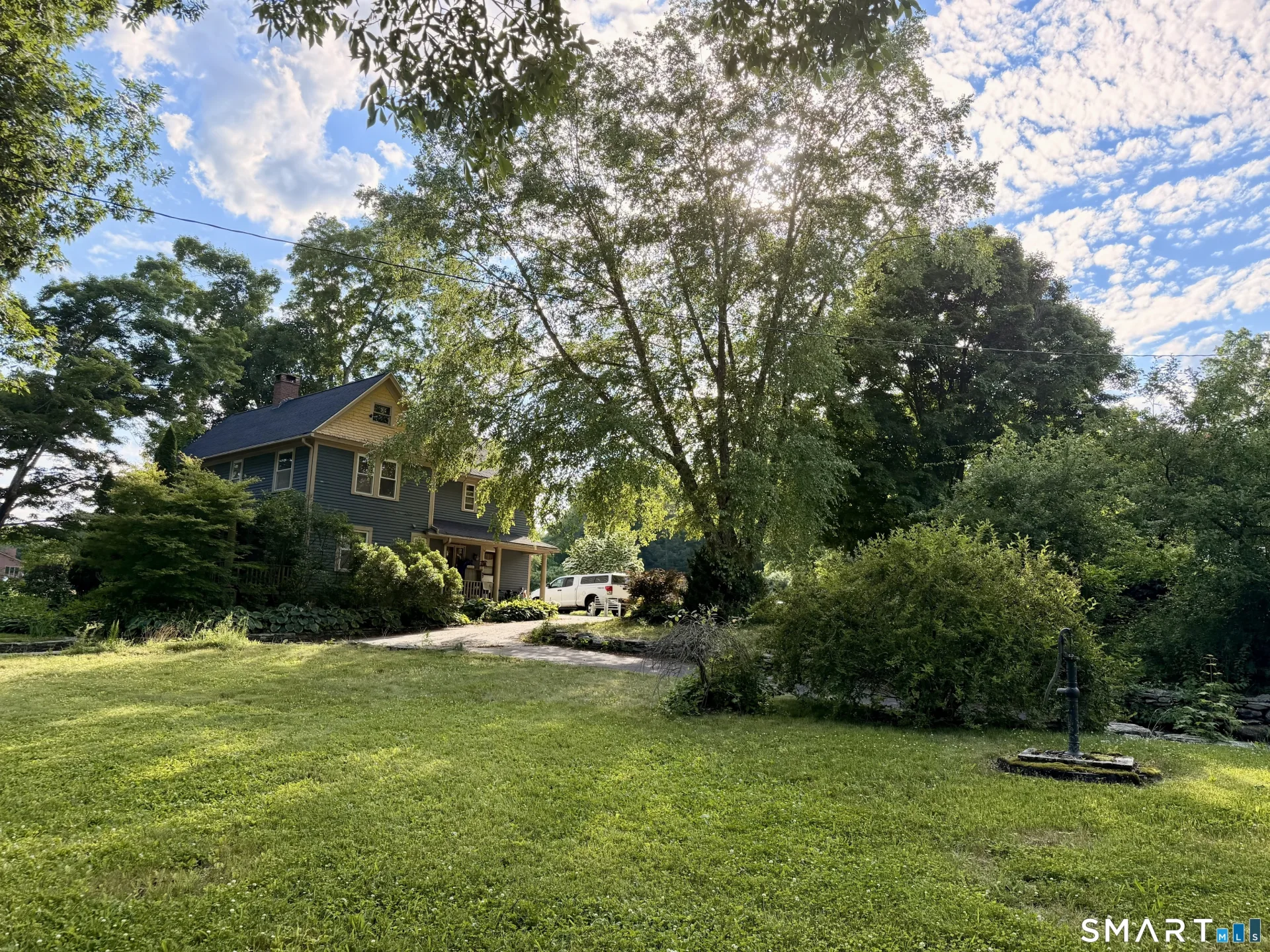 593 Pomfret Street, Putnam, CT