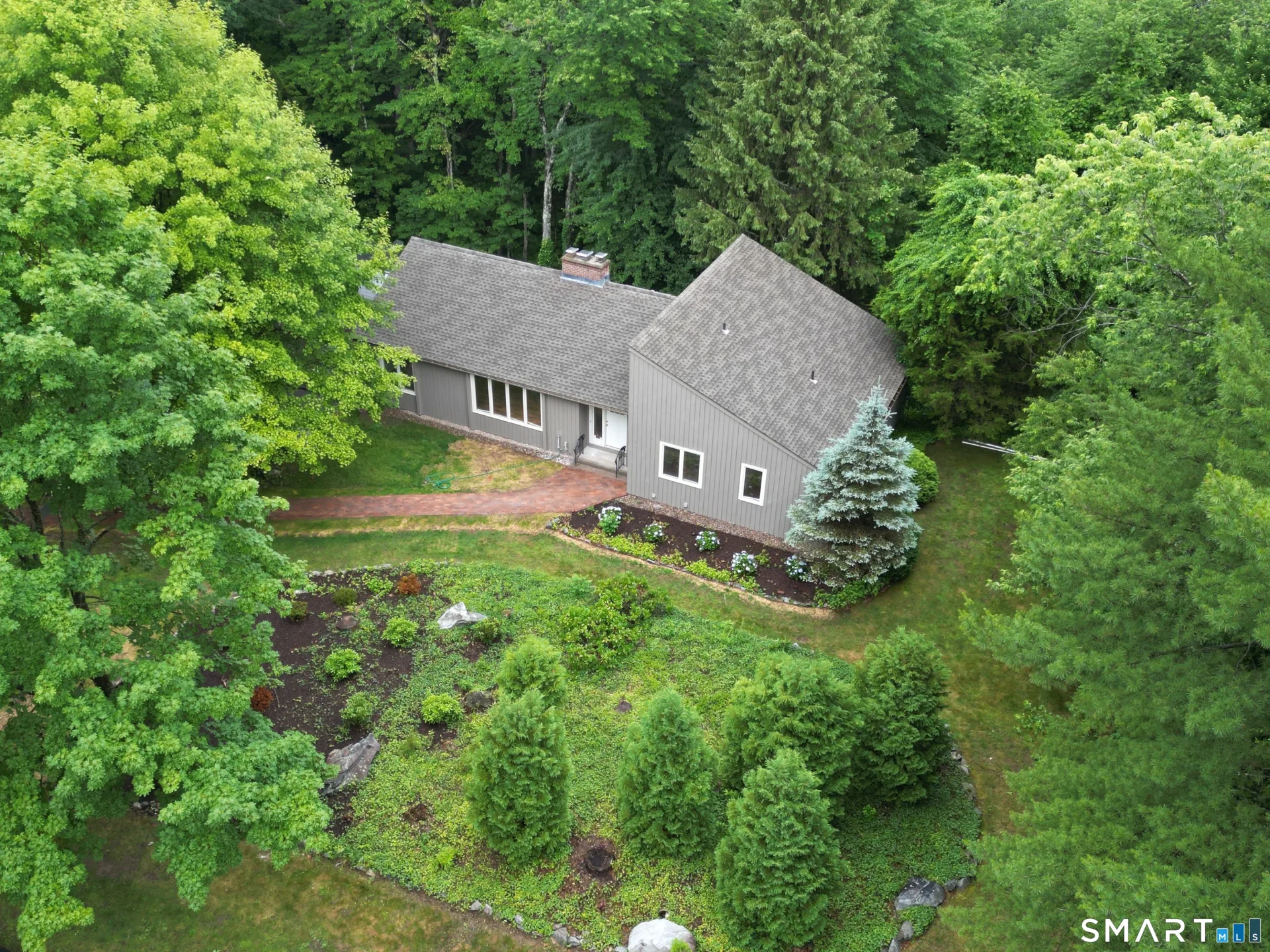 114 Cold Spring Road, Avon, CT