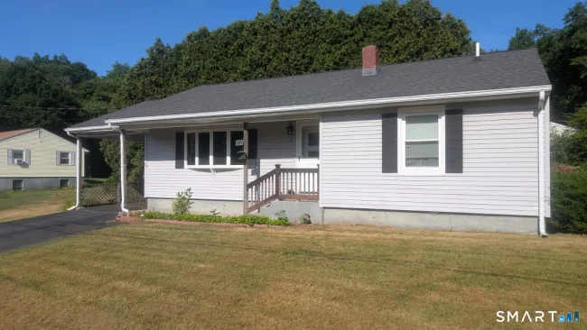 2 Rachel Drive, Thompson, CT