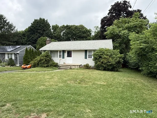 31 Charles Street, Southington, CT