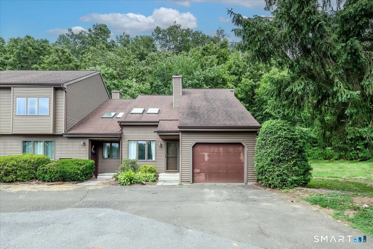 52 Twin Oaks #52, New Milford, CT
