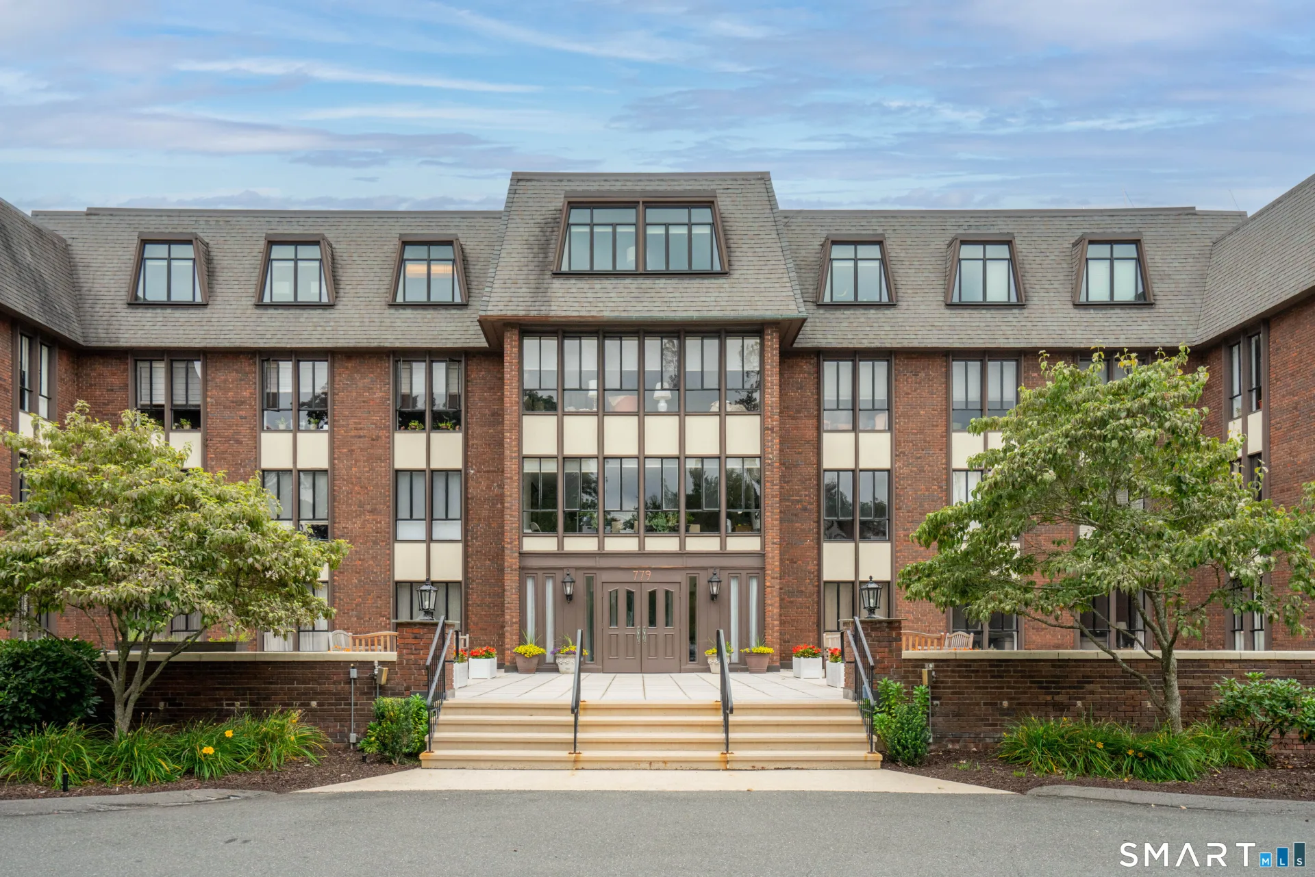 779 Prospect Avenue #14, West Hartford, CT